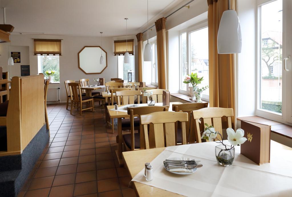 Hotel Weserschloesschen Nienburg  Exterior photo